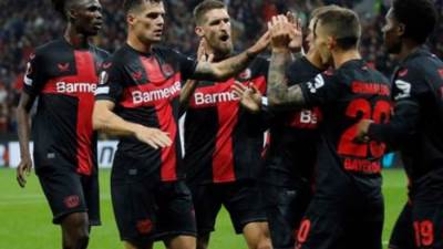  باير ليفركوزن يتوج رسمياً بلقب الدورى الألمانى للمرة الأولى فى تاريخه 