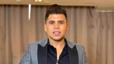  عمر كمال يتبرع بـ100 ألف جنيه وإيرادات حفل لحل الأزمة المالية لمنتخب السويس 