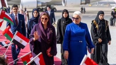 حرم سلطان عُمان تشيد بالدور الذي تقوم به مصر في توثيق التراث المادي والحفاظ على القطع الأثرية النادرة