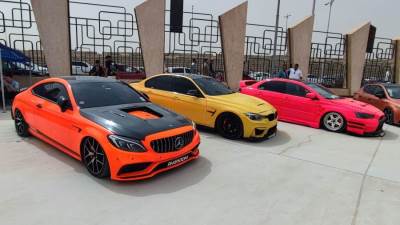 العاصمة الإدارية المصرية تشهد أكبر تجمع مصرى للسيارات المعدلة ومستلزماتها