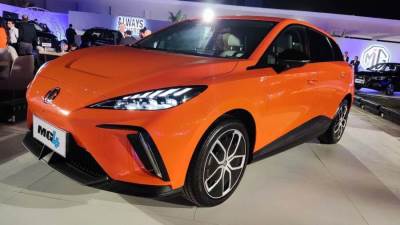 المنصور إم جى .. تطلق أولى سياراتها الكهربائية بالسوق المصرية (MG4)