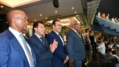 وزير الرياضة يهنئ نادي الزمالك وجماهيره بالفوز بالكونفدرالية الافريقية