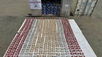 بالفيديو.. فى ضربة أمنية غير مسبوقه.. الداخلية تضبط نصف طن كوكايين داخل حاويه بميناء بورسعيد