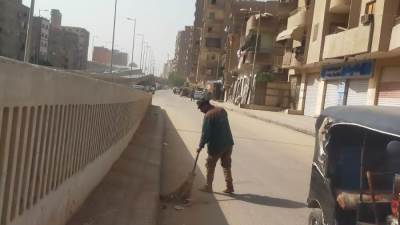 أعمال نظافة ورفع مخلفات بشارع مجمع المدارس وشارع خاتم المرسلين وشارع ترعه الزمر 