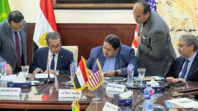 وزارة التموين: إنشاء 5 صوامع جديدة لتخزين القمح بسعة 150 ألف طن