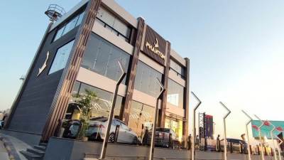 «فانتوم أوتو» تفتتح أول فروعها للسيارات الفاخرة والرياضية والكهربائية بـ«القاهرة»