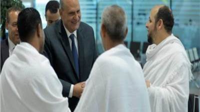 الداخلية تودع أسر الشهداء المُتجهين إلى الأراضى المقدسة لآداء فريضة الحج