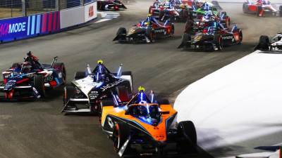 يبرتي جلوبال تستحوذ على حصة وارنر بروس. ديسكفري في الفورمولا إي