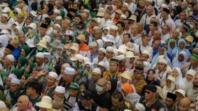 ضيوف الرحمن  يرمون الجمرات ثاني أيام التشريق.. والمتعجلون يتّجهون لأداء طواف الوداع