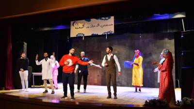 بالصور .. لقطات للعرض المسرحى "مستشفى الأحلام" بتوقيع المخرج ناصرعبدالحفيظ 