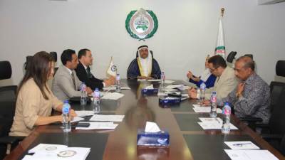 لجنة تكريم الأعضاء السابقين بالبرلمان العربي تعقد اجتماعها برئاسة العسومي