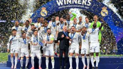  ريال مدريد أول نادي تتجاوز إيراداته مليار يورو فى تاريخ كرة القدم 