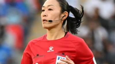 اليابانية يوشيمي ياماشيتا تدير مباراة مصر والدومنيكان فى الأولمبياد 