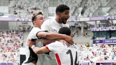 خلال إتصال هاتفي بوزير الشباب والرياضة بباريس.. رئيس الوزراء يدعم البعثة المصرية المشاركة في الأولمبياد