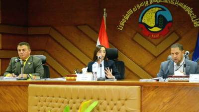 خلال رئاستها لإجتماع المجلس التنفيذي محافظ البحيرة تؤكد على سرعة إنهاء إجراءات ملفات التقنين والتصالح 