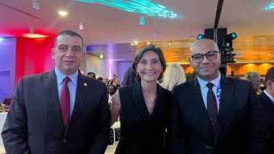 استقبال كبير بممثلي وزارة الشباب والرياضة في افتتاح الألعاب البارالمبية 