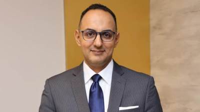 مخالفا كافة التوقعات.. محلل اقتصادي: البنك المركزي يتجه لتخفيض الفائدة 50 نقطة أساس اليوم