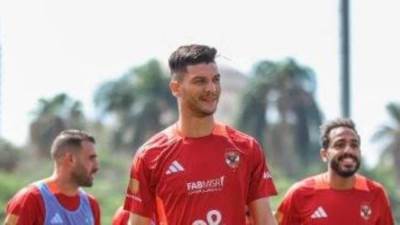 كهربا وأشرف داري وعمر الساعي وأفشة على دكة الأهلي أمام العين