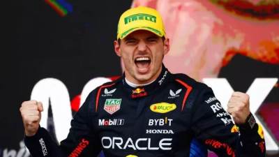 بطولة العالم للفورمولا 1 – الجولة الـ 21 – البرازيل.. فيرستابن يفوز بسباق البرازيل المجنون .. ويقترب من تحقيق لقبه العالمى الرابع