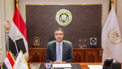  وزير التموين : تطوير الخدمات الالكترونية للمواطنين والبالغ عددها 405 مركز في مختلف المحافظات