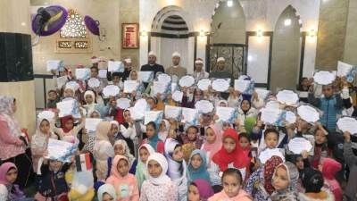 بمناسبة افتتاح مسجد محمود اغا.. تكريم البراعم الصغيرة من أبناء القرية