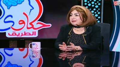 بالفيديو .. د. محمود صقر يستضيف الفنانة عبير عادل في برنامج حكاوي الطريق
