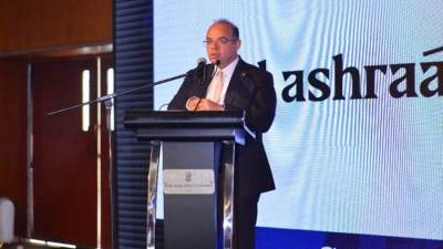 محمد فريد: القيد بالبورصة يضمن للشركات العقارية نموًا كبيرًا بحجم أعمالها