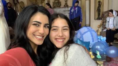 آيسل رمزى موهبة إبداعية شابة تفرض نفسها بقوة في عالم الفن منذ الطفولة