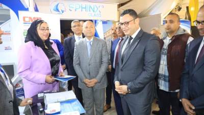 وزير الإسكان ومحافظ القاهرة يفتتحان مؤتمر المركز القومى لبحوث الإسكان والبناء