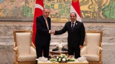 الرئيس السيسى وأردوغان يؤكدان ضرورة مواصلة تعزيز التعاون الثنائى بشتى المجالات