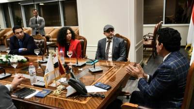 وزير الشباب والرياضة يجتمع بممثلي شركة AG Holding Group بخصوص التحاليل الطبية الخاصة بجينات الرياضيين