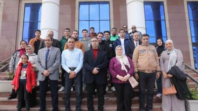 وفد طلابي من كلية الهندسة جامعة دمنهور في زيارة ميدانية لميناء الإسكندرية