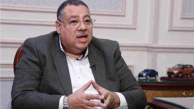 رئيس مجلس إدارة مجموعة الأمل للسيارات": لابد للدولة من إلغاء العديد من الضرائب على المكونات حتى نتمكن من تحقيق معادلة التصدير المطلوبة"
