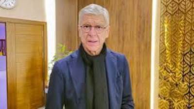 أرسين فينجر : بيراميدز فريق ولد كبيرا ويمتلك إدارة ناجحة بقيادة المهندس ممدوح عيد 