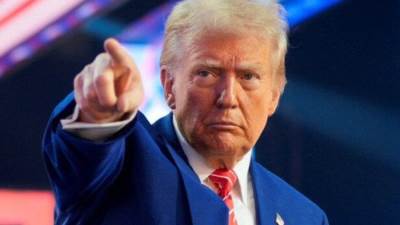 ترامب يهدد بإيقاف اتفاق وقف إطلاق النار بغزة