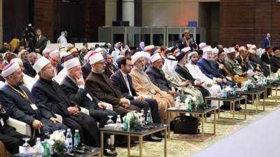 المشاركون في الجلسة الخامسة لمؤتمر الحوار الإسلامي: التيارات المتطرفة تشوه صورة الإسلام 