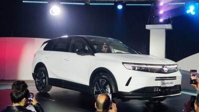 المنصور للسيارات تطلق الجيل الجديد من أوبل (جراند لاند) 