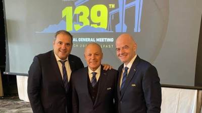 أبوريدة يناقش تعديلات كرة القدم العالمية باجتماعات IFAB في بلفاست