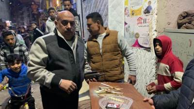 محافظة الجيزة تضبط ٢٠٠٠ وحده ألعاب نارية متنوعة بمركز أوسيم  