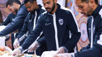 لاعبو مسار يشاركون في حملة لإطعام 5000 صائم خلال رمضان 