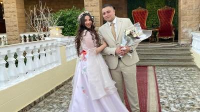 د. أماني الموجي تتقدم بخالص التهاني القلبية للكاتب الصحفي هاني أبوعوف بمناسبة خطوبة نجله المستشار عبد الرحمن على الآنسة منن أحمد