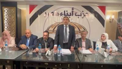 مدحت بركات رئيسًا لحزب أبناء مصر بالتزكية