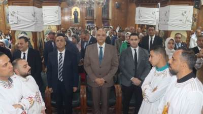 محافظ القليوبية ومدير أمن القليوبية يشهدان قُداس عيد القيامة المجيد  