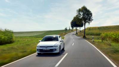 "الشركة المصرية التجارية وأوتوموتيف" تُطلِق فولكس فاجن جولف الجديدة لعام ٢٠٢٥