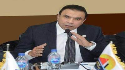 مدحت بركات يكشف الحقيقة: صحفيو "الطريق" باعوا الجريدة بعد الحصول على عضوية النقابة