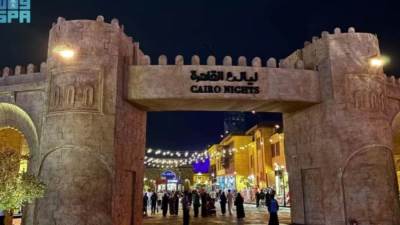منطقة "ليالي القاهرة" في سيتي ووك بجدة تنقل الأجواء المصرية لزوارها 