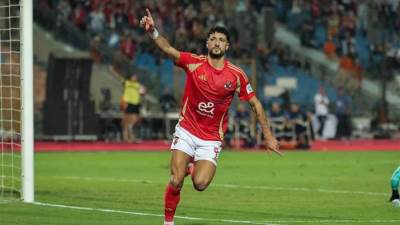 إصابة وسام أبو علي بالتواء في الكاحل والأشعة تحدد مدة غيابه عن الأهلي