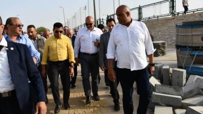 وزير الشباب والرياضة يتفقد مركز التنمية الشبابية بالعبور  