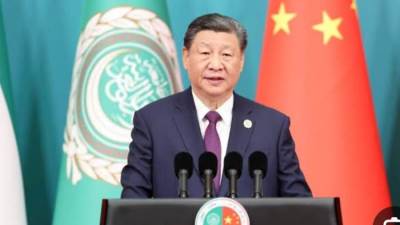 الرئيس الصيني شي جين بينغ يهنئ نظيره العراقي بانعقاد القمة العربية الـ34 في بغداد