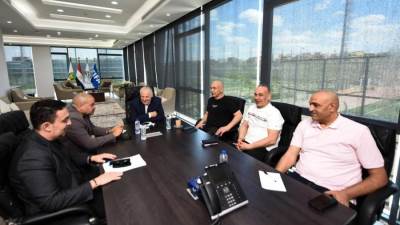 أبو ريدة ودياب يجتمعان مع الجهاز الفني للمنتخب لمراعاة ارتباطاته في المسابقات المحلية 